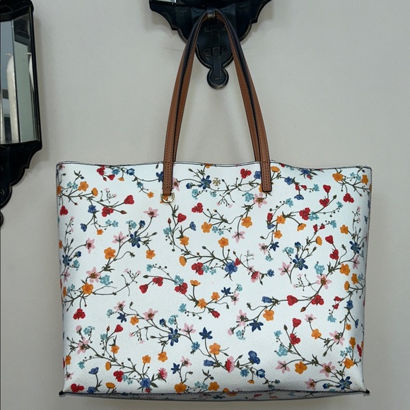 Tory Burch Delphi Floral Tote - Picture 9 of 9